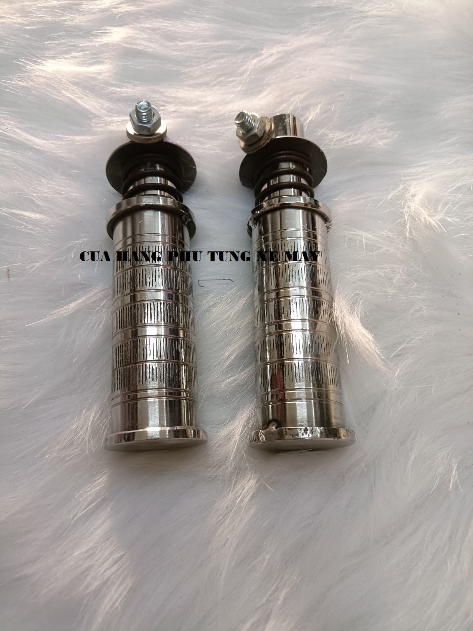 Gác chân sau xe Wave, Dream inox đặc