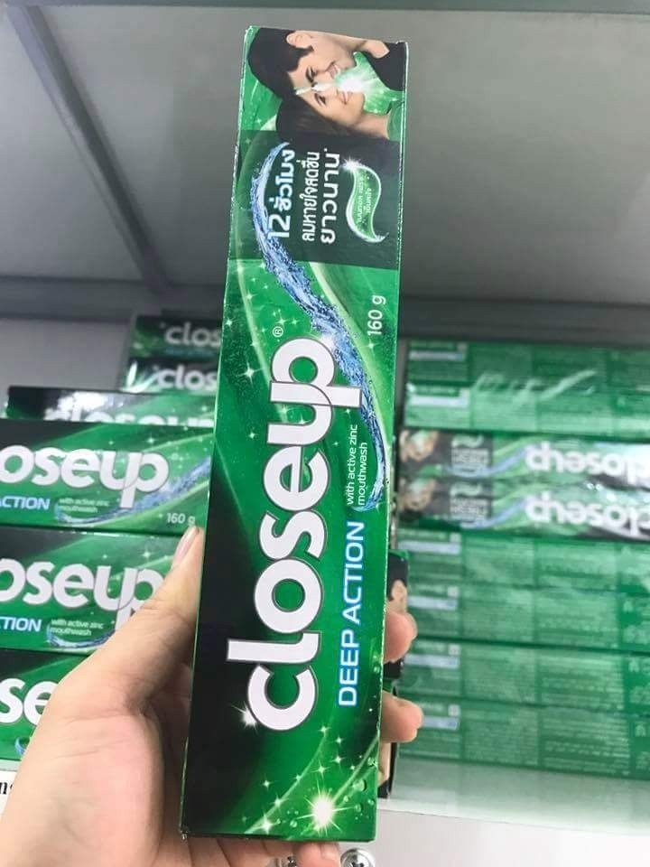 Kem đánh răng Closeup Thái Lan 160g