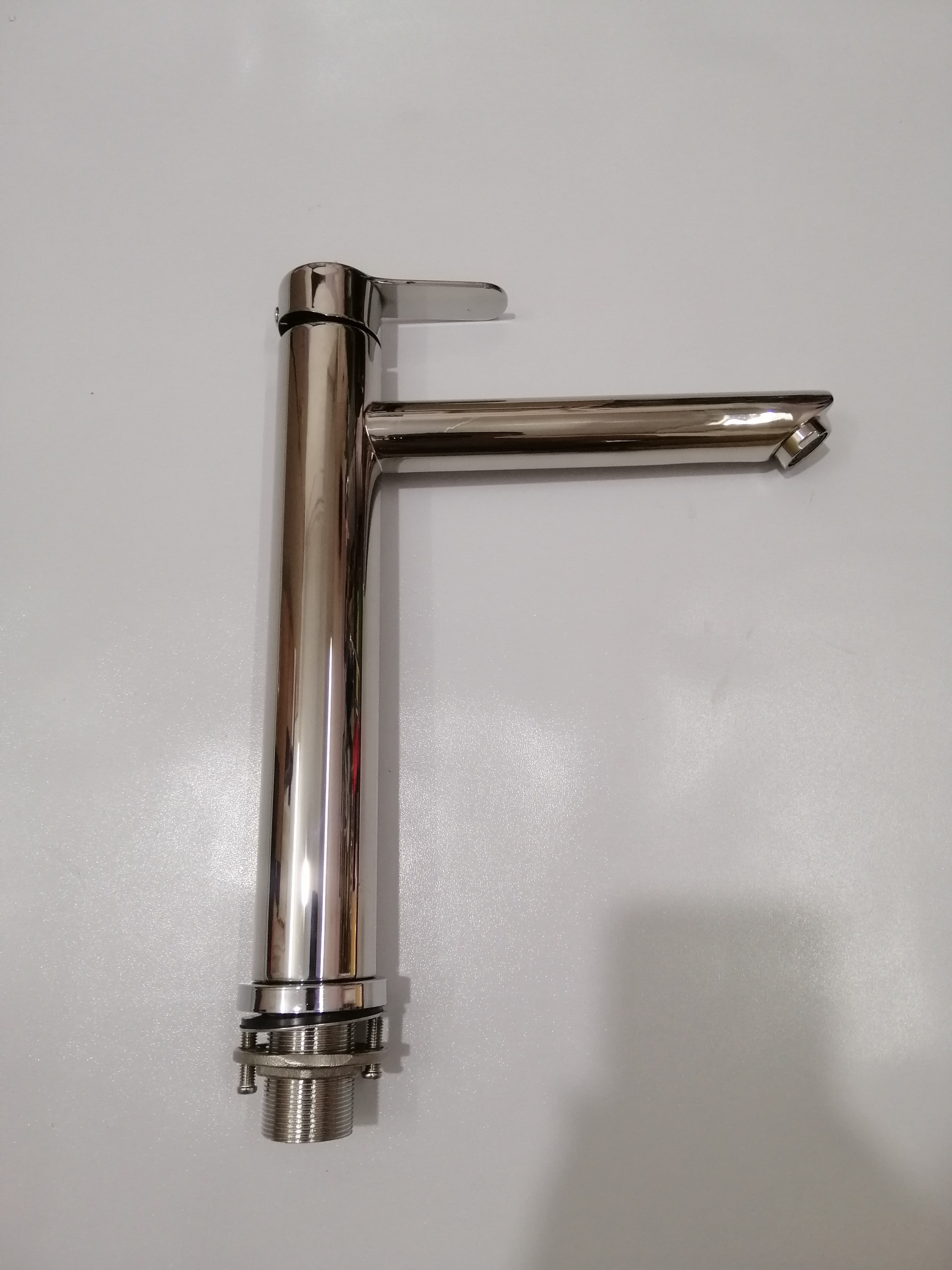 Vòi lavabo nóng lạnh cao 30cm