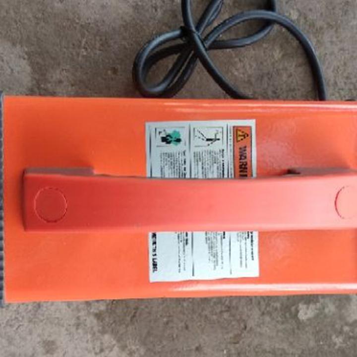 Máy hàn điện tử, máy hàn gia đình, máy hàn sắt BTEC MMA-250M