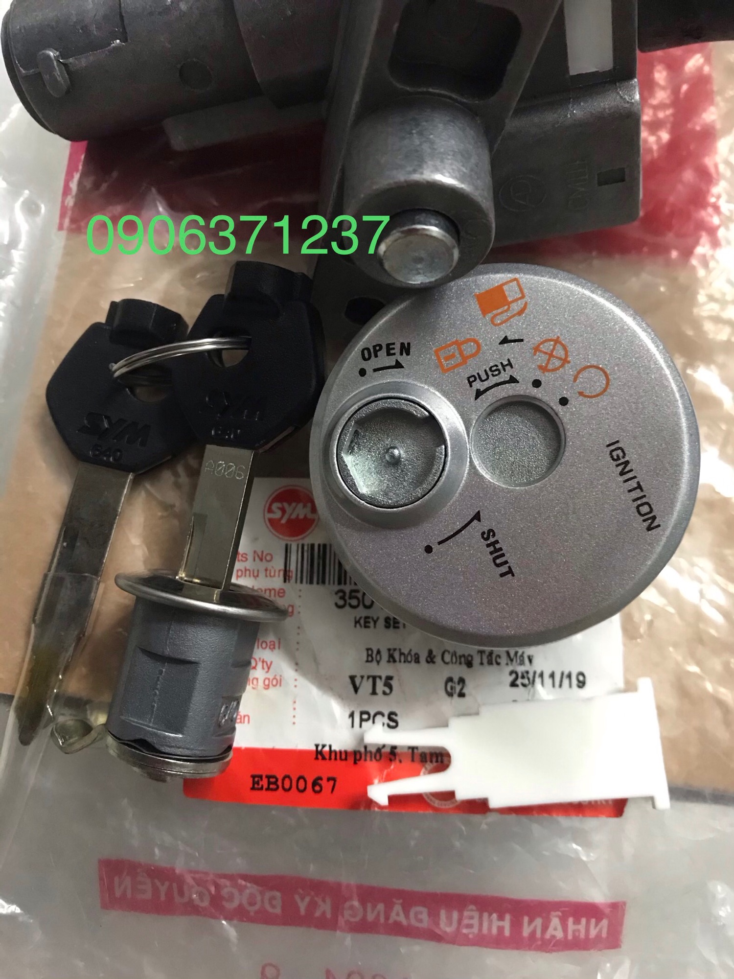 Bộ ổ khoá xe Elizabeth xăng cơ hãng
