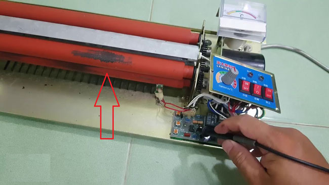 Máy ép Plastic DESKTOP LAMINATOR A3 - Rullo lớn, Rullo Nhỏ
