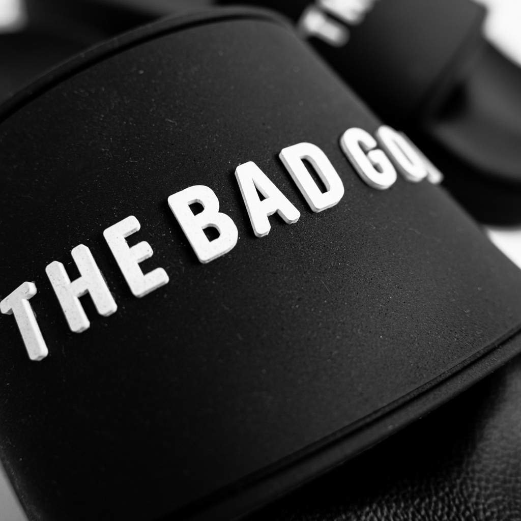 Dép quai ngang slipper The Bad God Basic fullbox chữ trắng