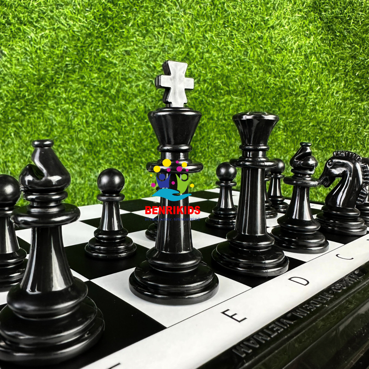 Đồ Chơi Board Game Cờ Vua quốc Tế Nam Châm Có Bàn Cờ Gấp Gọn Nhiều Size Lựa Chọn, Chess Cờ Vua Phát Triển Chiến Thuật Thi Đấu Quốc Tế