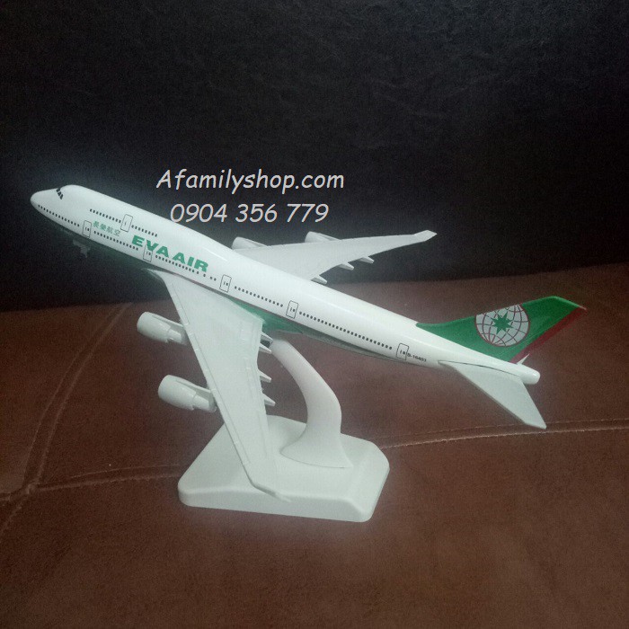 Mô hình máy bay tĩnh b747 eva air 20cm có bánh xe