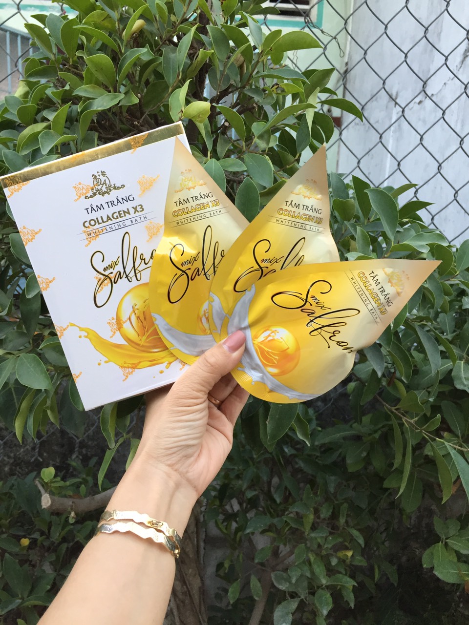 [Ảnh thật] hộp 3 gói Tắm trắng saffron collagen x3