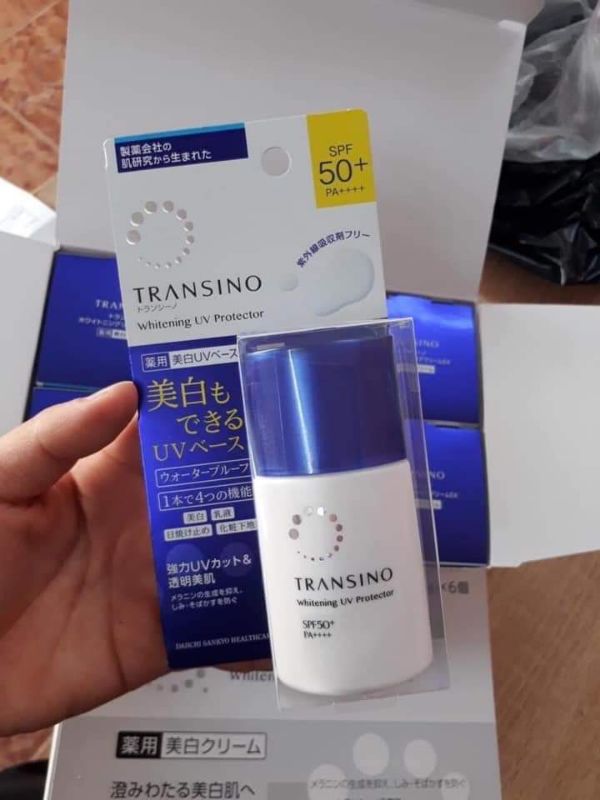 Kem chống nắng dưỡng trắng da Transino Nhật Bản 40ml