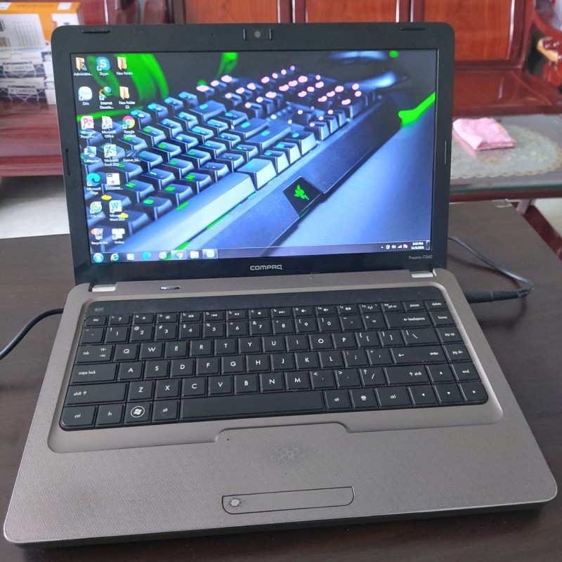 Latop HP compaq ram 4gb win 10 máy thanh lý đầy đủ phụ kiện