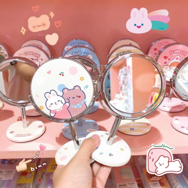 Gương trang điểm tròn xoay 360 độ mini để bàn siêu xinh, hoạ tiết cute đáng yêu giá rẻ