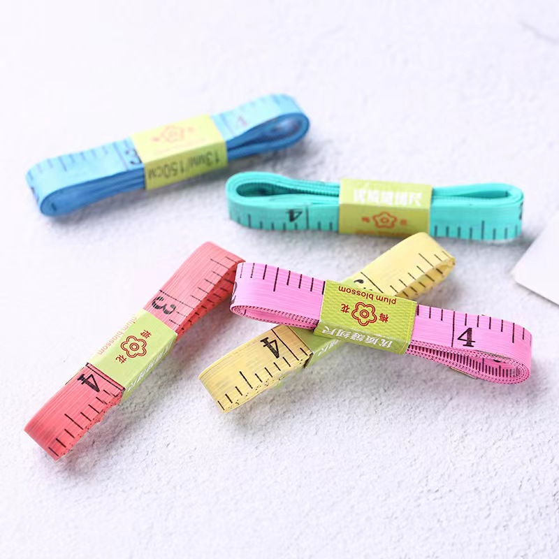 Sewing string ruler, measuring three loops