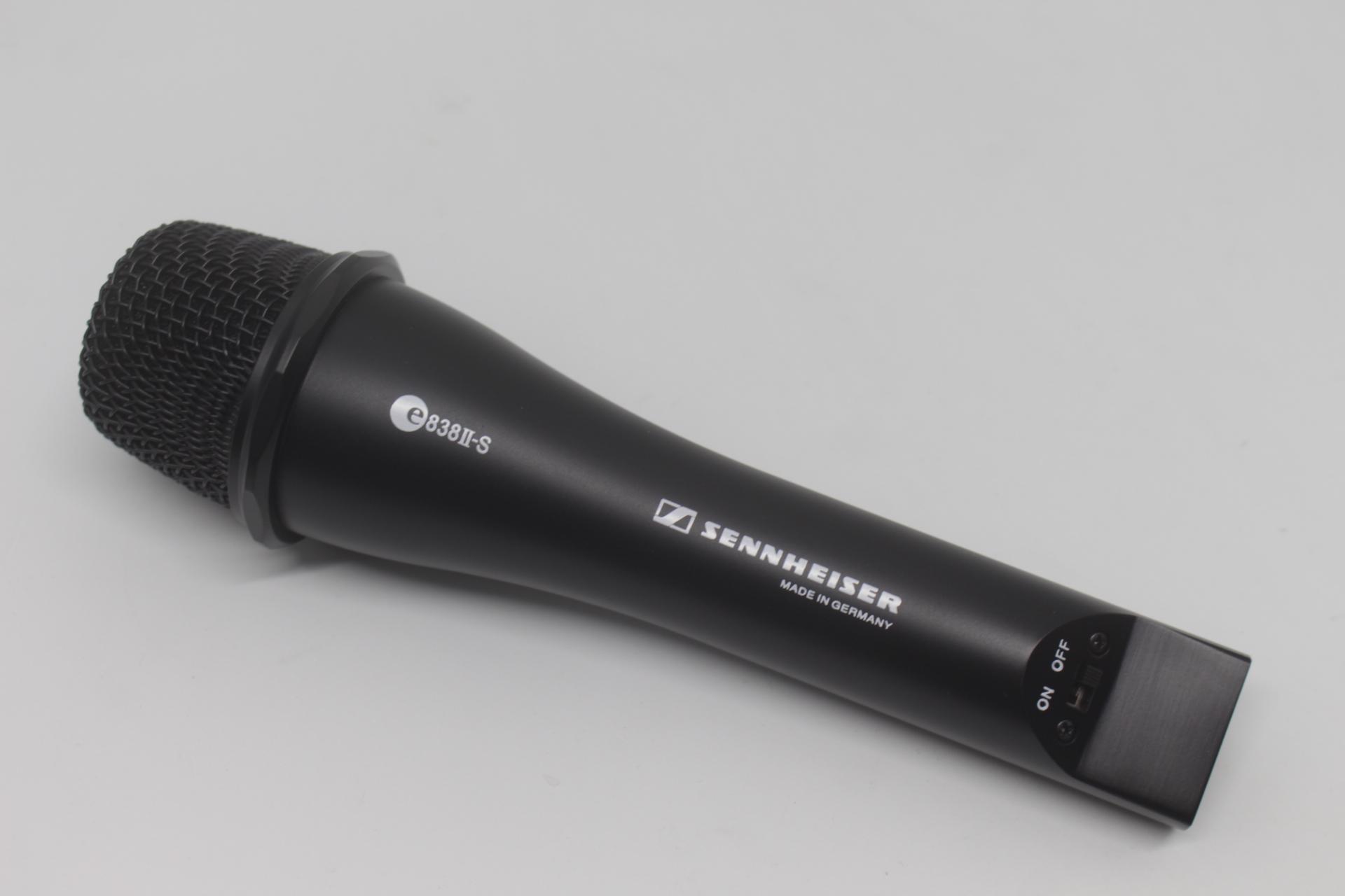 Micro có dây hát karaoke sennheiser 838II cao cấp