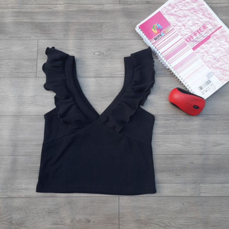 Áo croptop cổ tim bèo