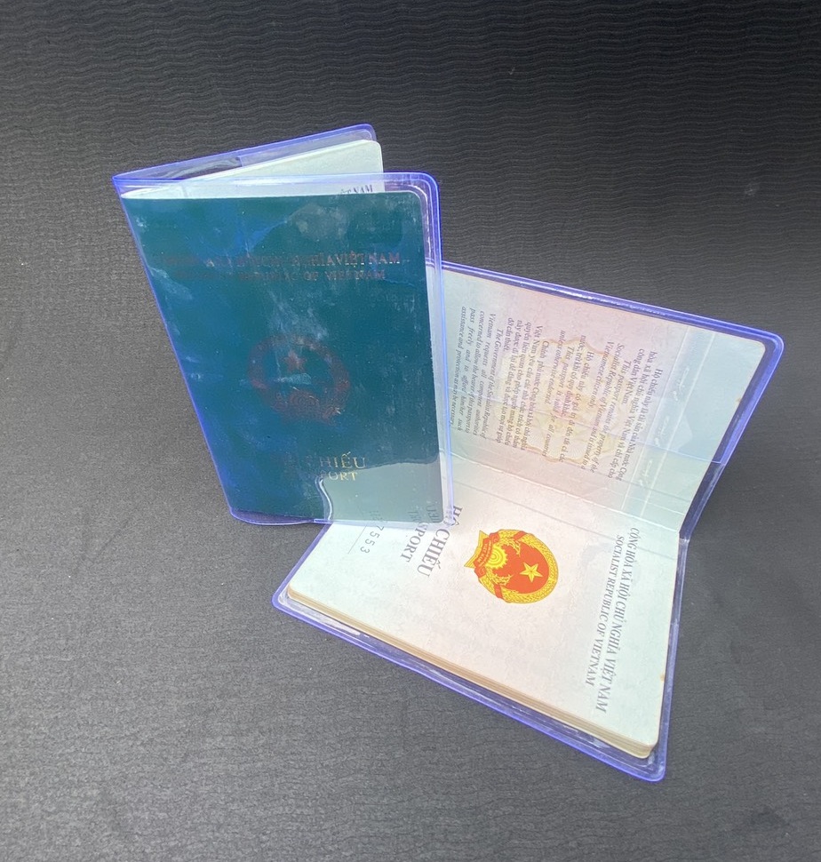 Vỏ Bọc Hộ Chiếu (Passport) Trong Suốt Bao Đựng Passport Nhựa PVC- THẻ CCCD