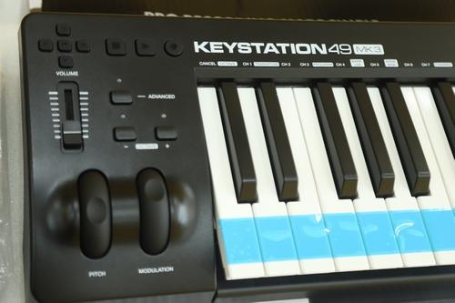 Thiết bị Midi Controller KeyStation 49MK3