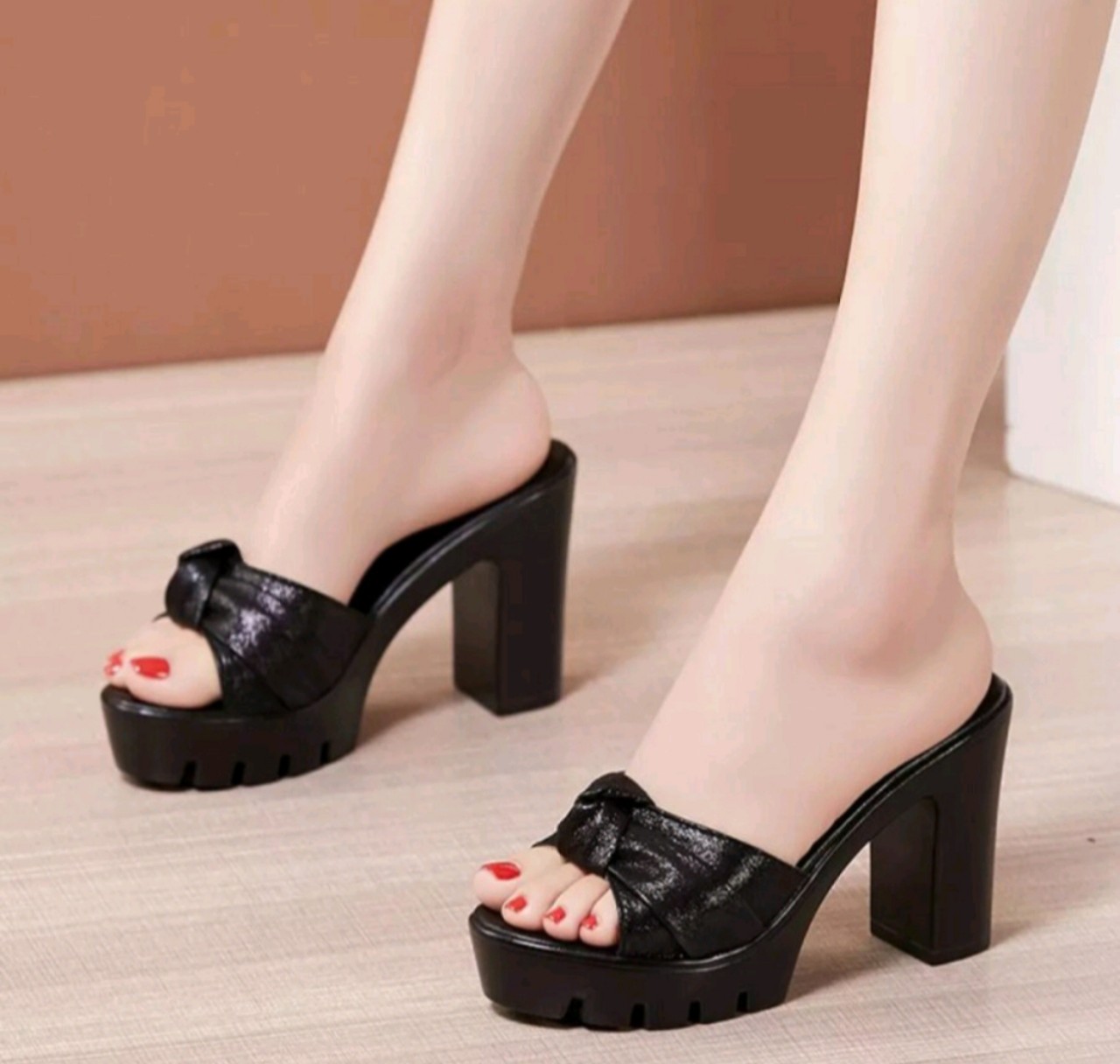 Dép cao gót đế thô nơ cuộn 9f