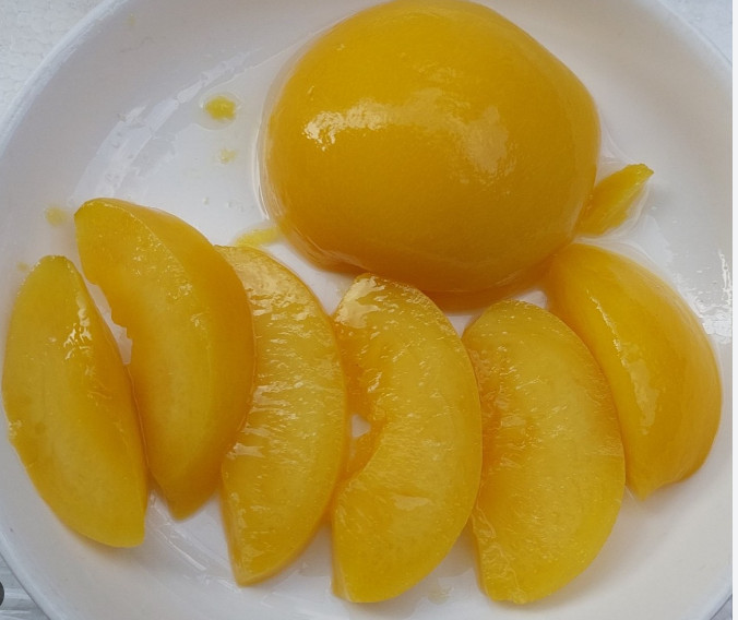 Đào Ngâm Nước Đường RICH FRUIT Lon 825g