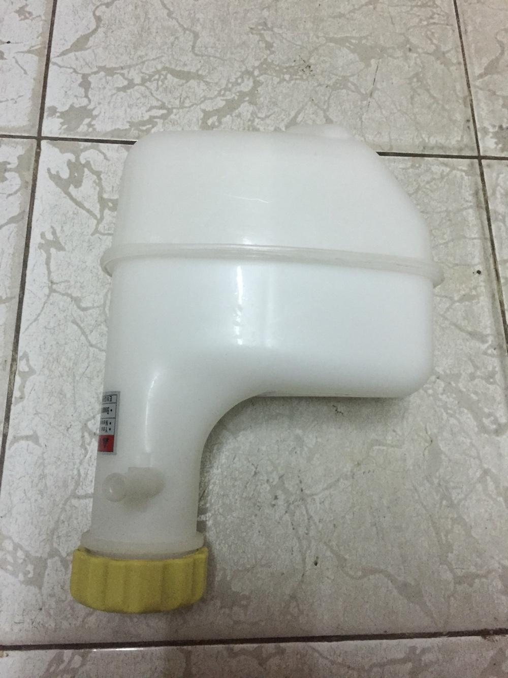 Bình nước phụ ( nước mát) Chery QQ3&Daewoo Matiz