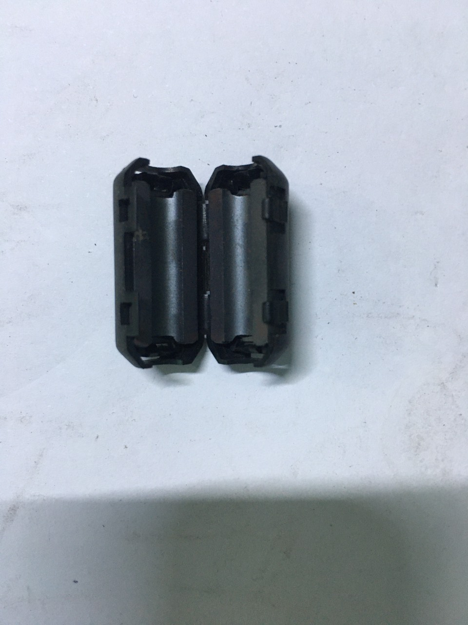 Cục khử từ chống nhiễu dây tín hiệu AUDIO ( phi 6)