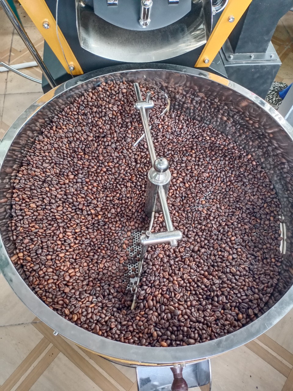 1kg Cafe rang mộc tại nhà (nguyên hạt/xay)