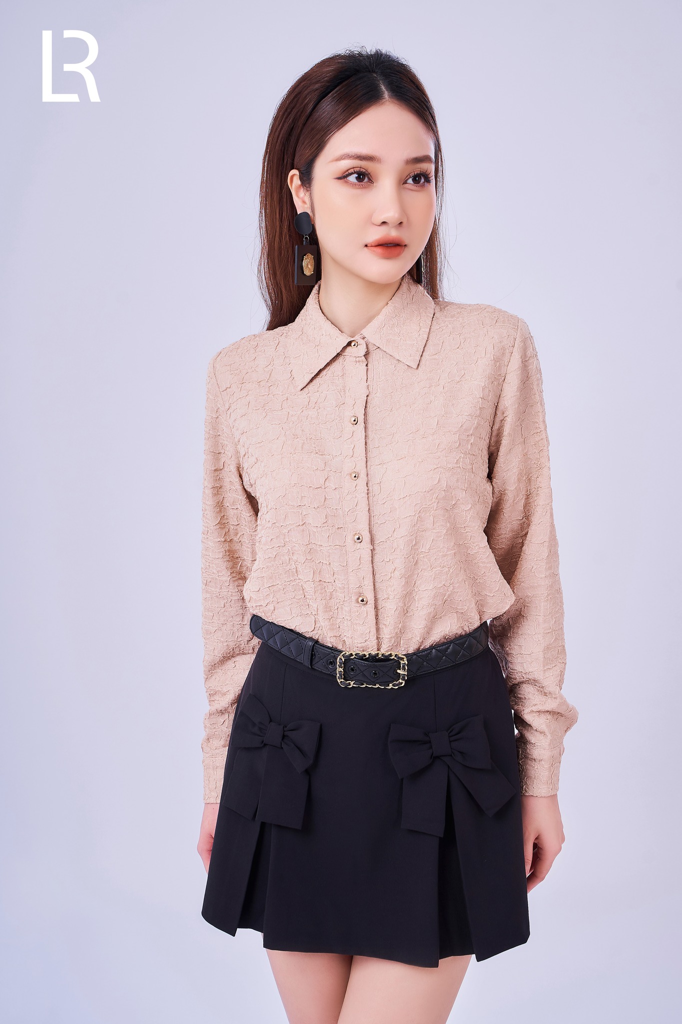 Áo sơ mi dài tay chất liệu lụa xốp hàn CLARA MARE LAB0010