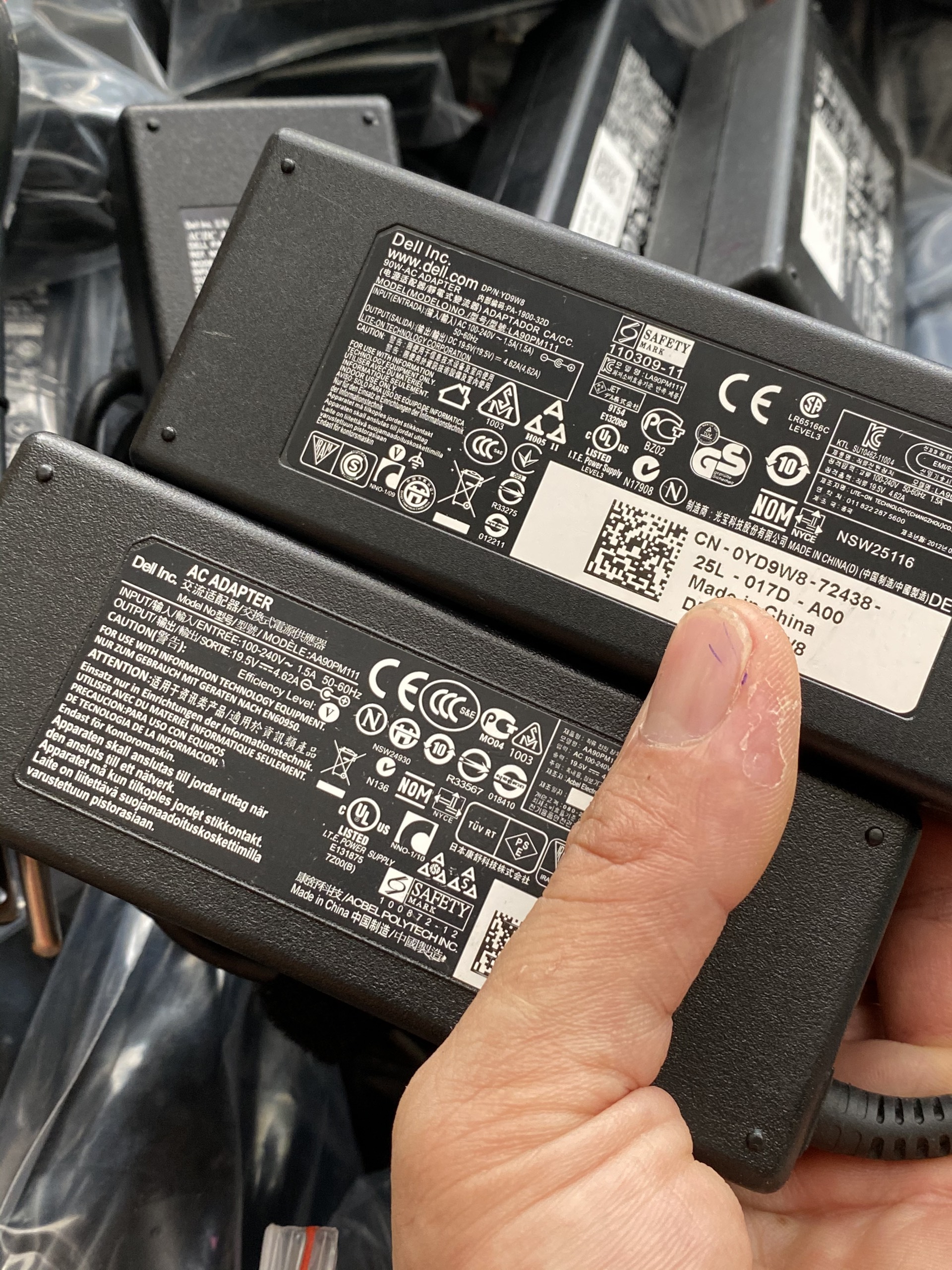 Sạc Laptop DELL inspiron 1564 bản gốc