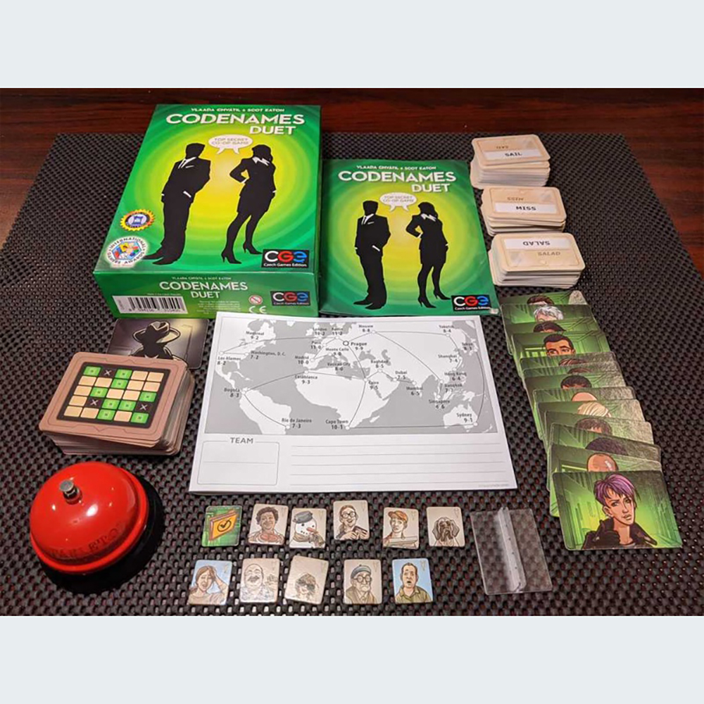 Board Game Codenames Duet Bộ trò chơi Czech Vui Nhộn
