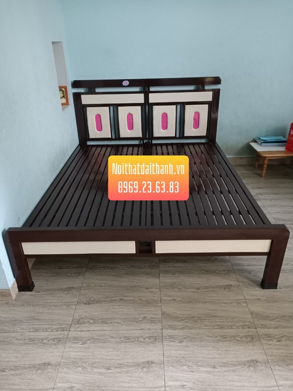 Giường  sắt kiểu gỗ hộp 48 1m6x2m dễ dàng tháo ráp di chuyển, sắt phun sơn tĩnh điện, bền đẹp