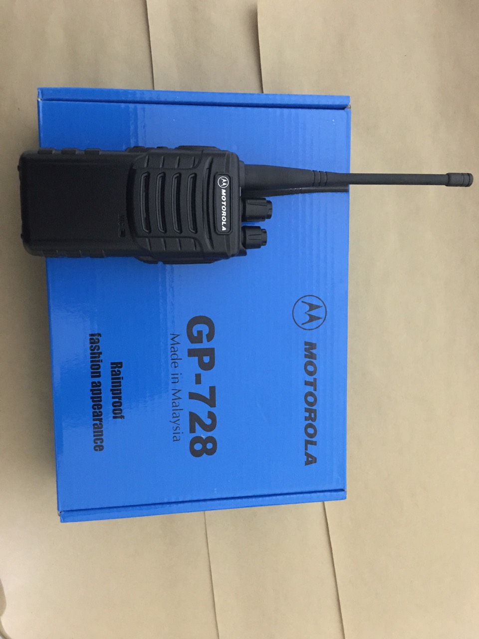 Bộ 2 Bộ đàm chất lượng cao Motorola GP728 (Nồi đồng cối đá, đáng tin cậy, Bảo hành 12 tháng đổi mới)
