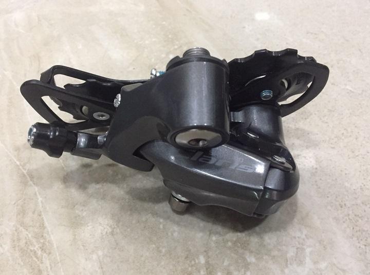 Củ đề sau Shimano Claris R2000 8 speed- gạt líp chính hãng cho xe đường trường- sản xuất Indonesia