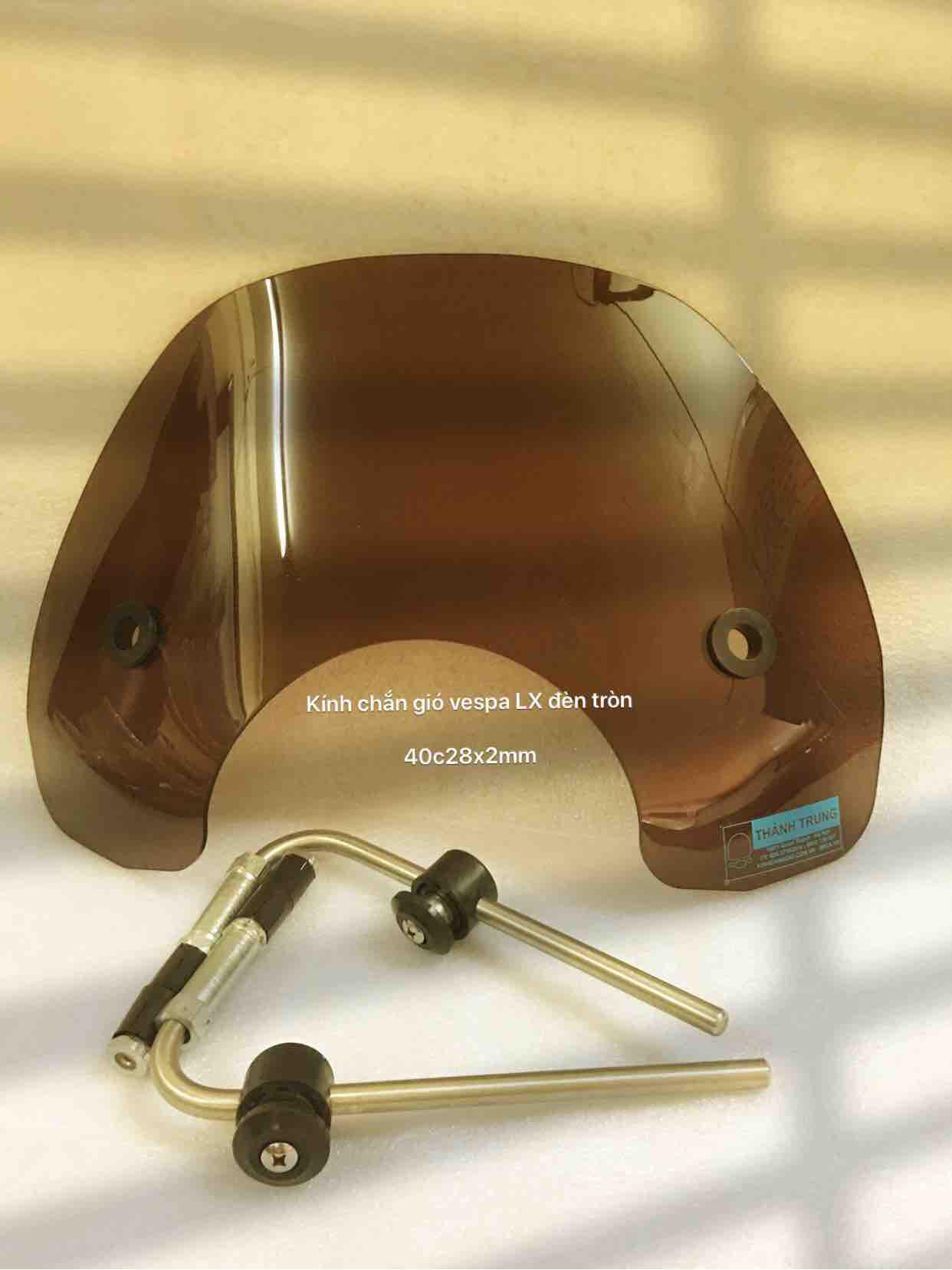 [HCM]Kính chắn gió vespa Lx đèn tròn