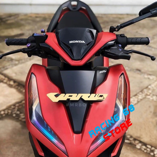 Bảng Tên Xe Máy Vario Nguyên Khối - Bảng Inox phay xước tráng gương cực bóng ( Lắp cho xe dòng đời từ 2022 trờ về trước )