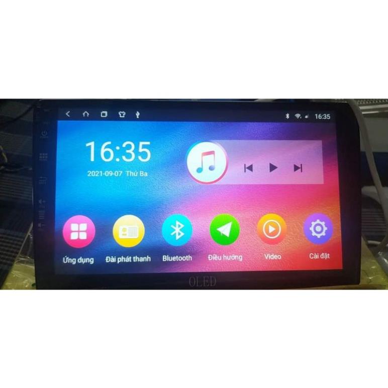 Màn hình Android OLED C2 xịn hãng lắp mọi xe ô tô