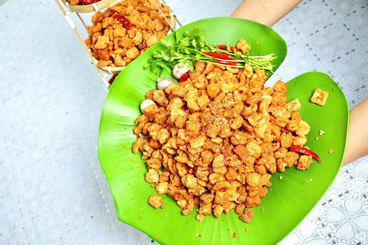 Tóp Mỡ Chiên Mắm Hành Loại Ngon - TỐP MỠ