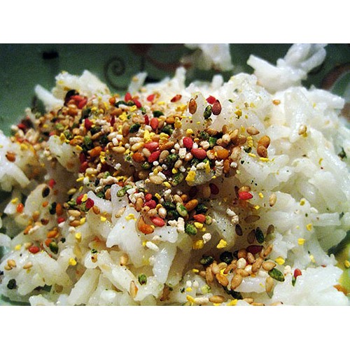 GIA VỊ RẮC CƠM LÚA MẠCH RONG BIỂN