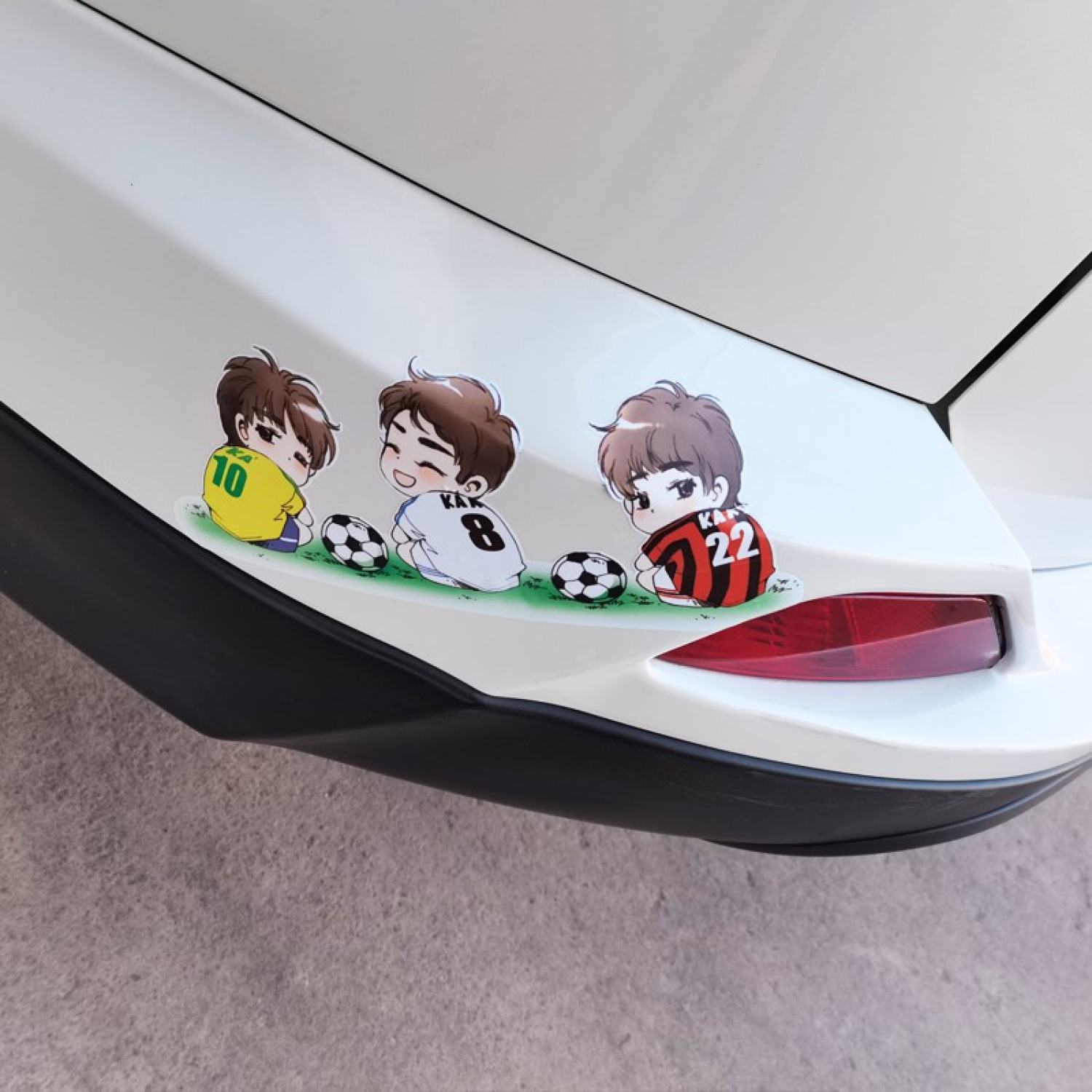 🍁𝐅𝐑𝐄𝐄𝐒𝐇𝐈𝐏🍁 Tem Decal Cầu Thủ Trang Trí Ô Tô