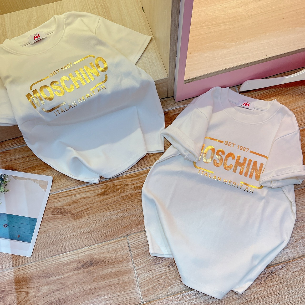 Áo thun babytee dáng ôm nữ phối chữ nhũ ( babytee Nhũ )