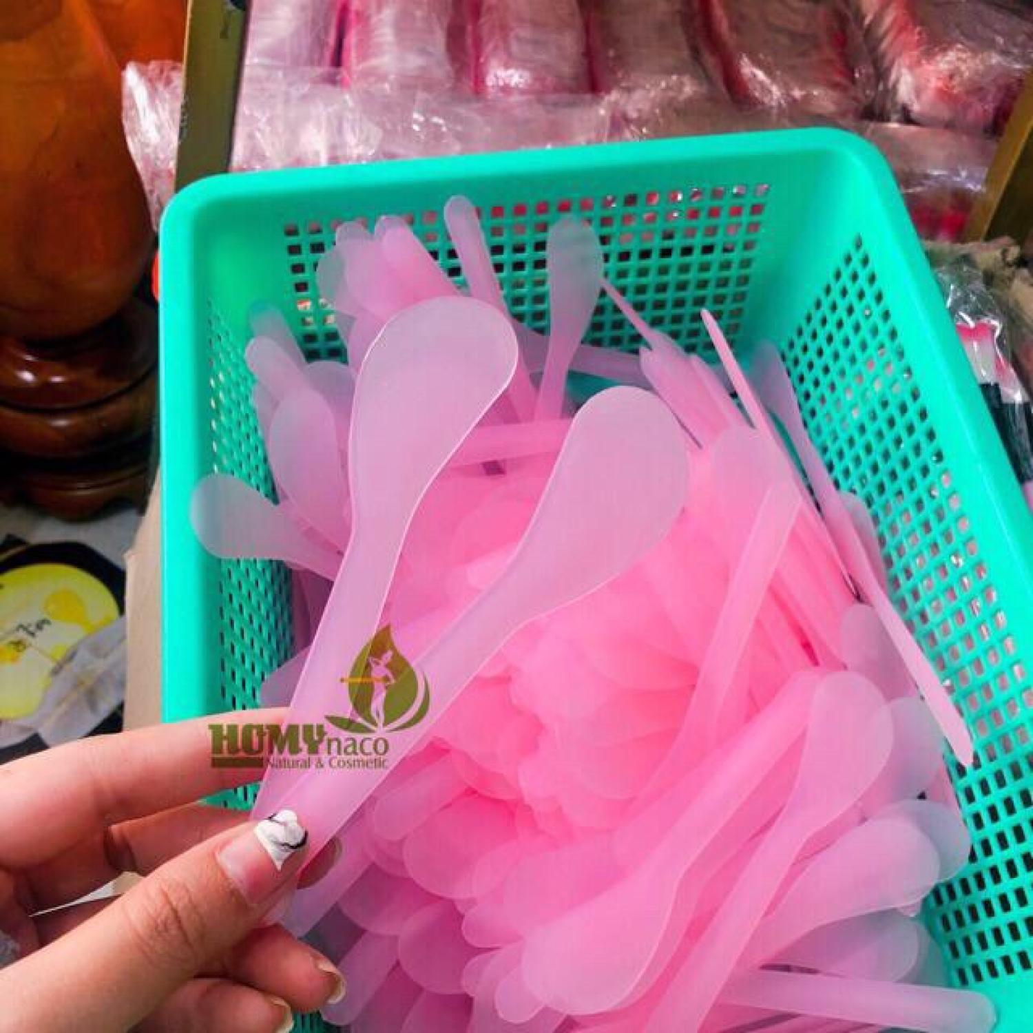 Thìa trộn, que trộn, cọ quét mặt nạ