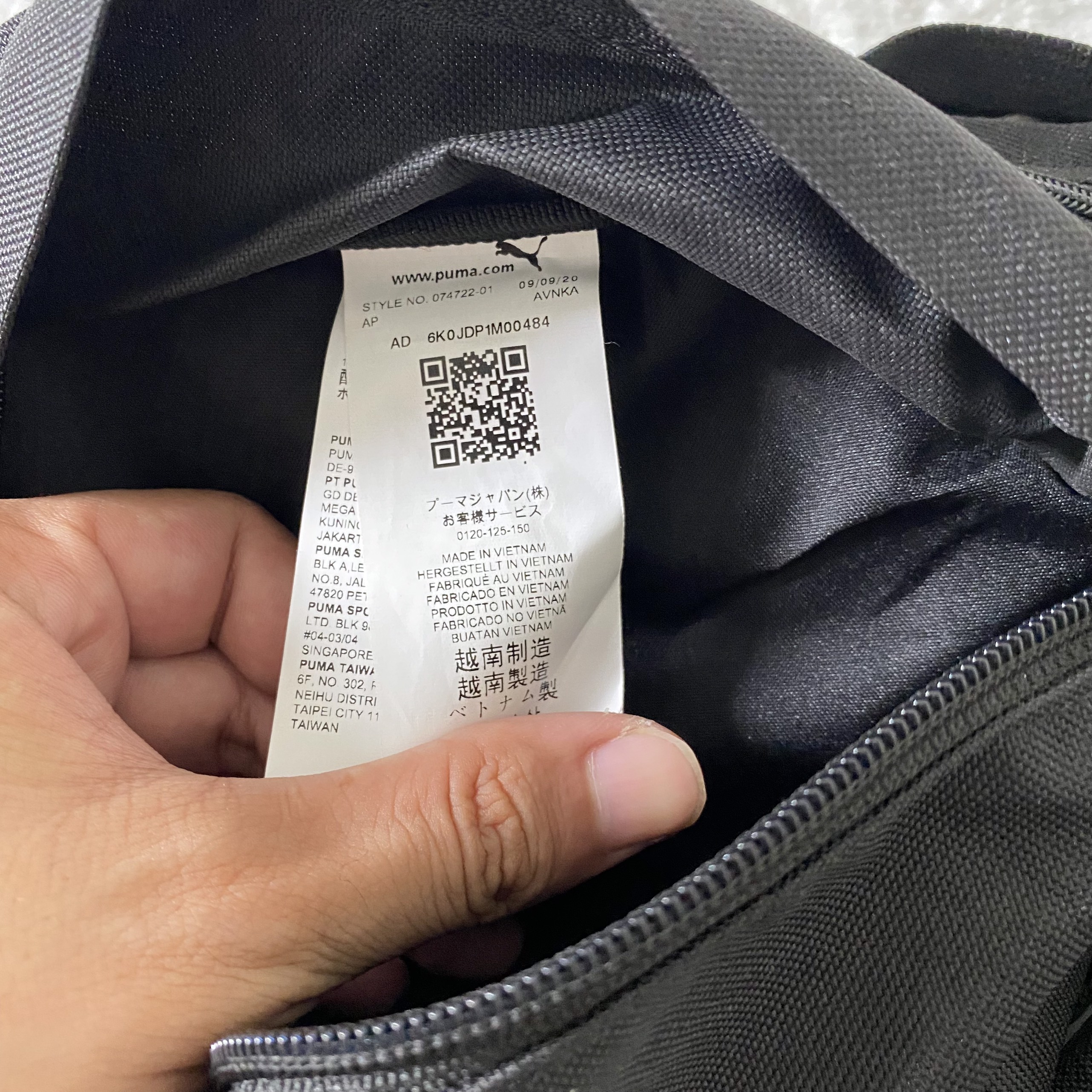 Túi đeo hông/đeo chéo Puma đen xuất nhật