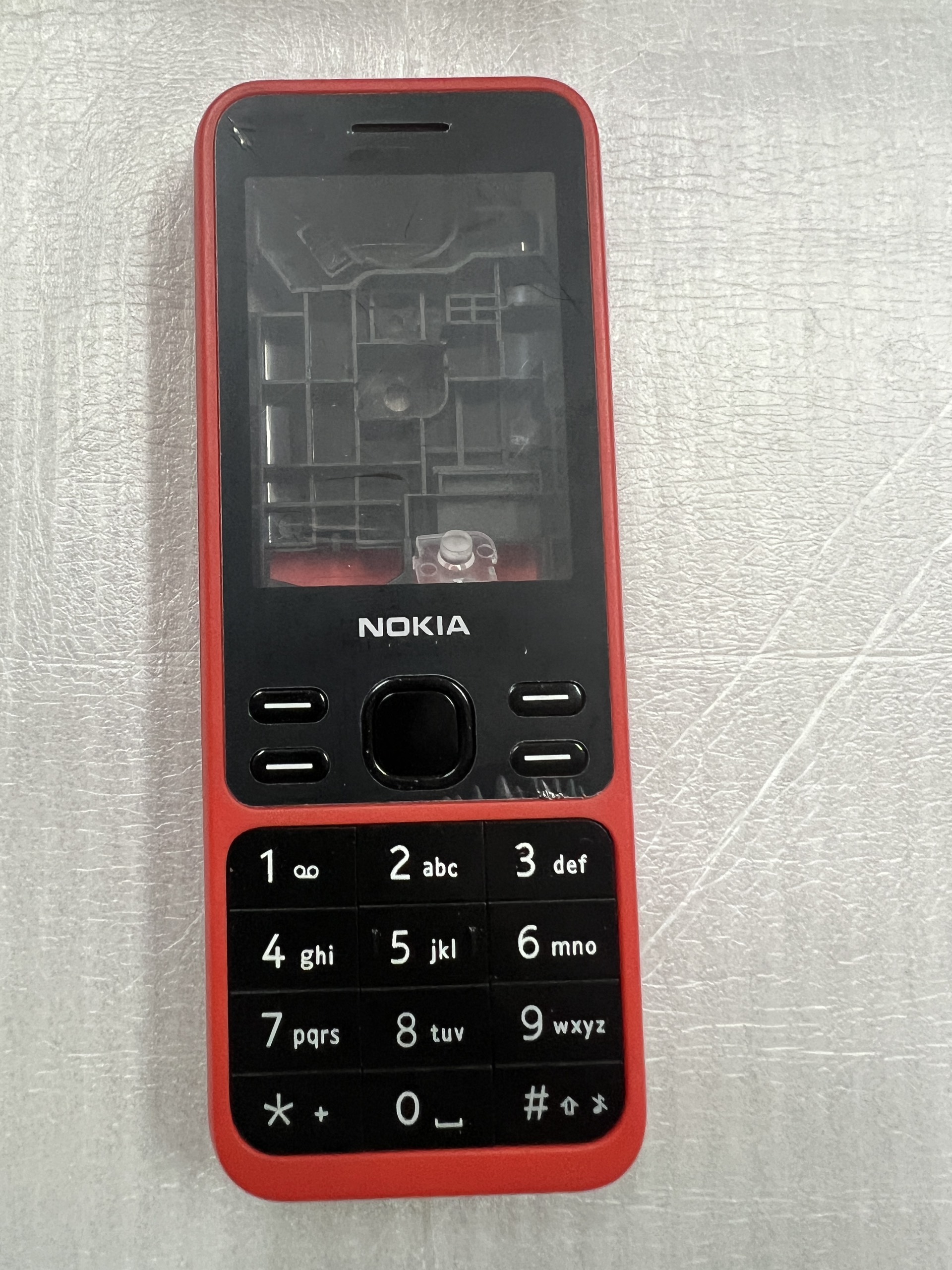 Vỏ điện thoại Nokia 150 (2020) có sườn có phím