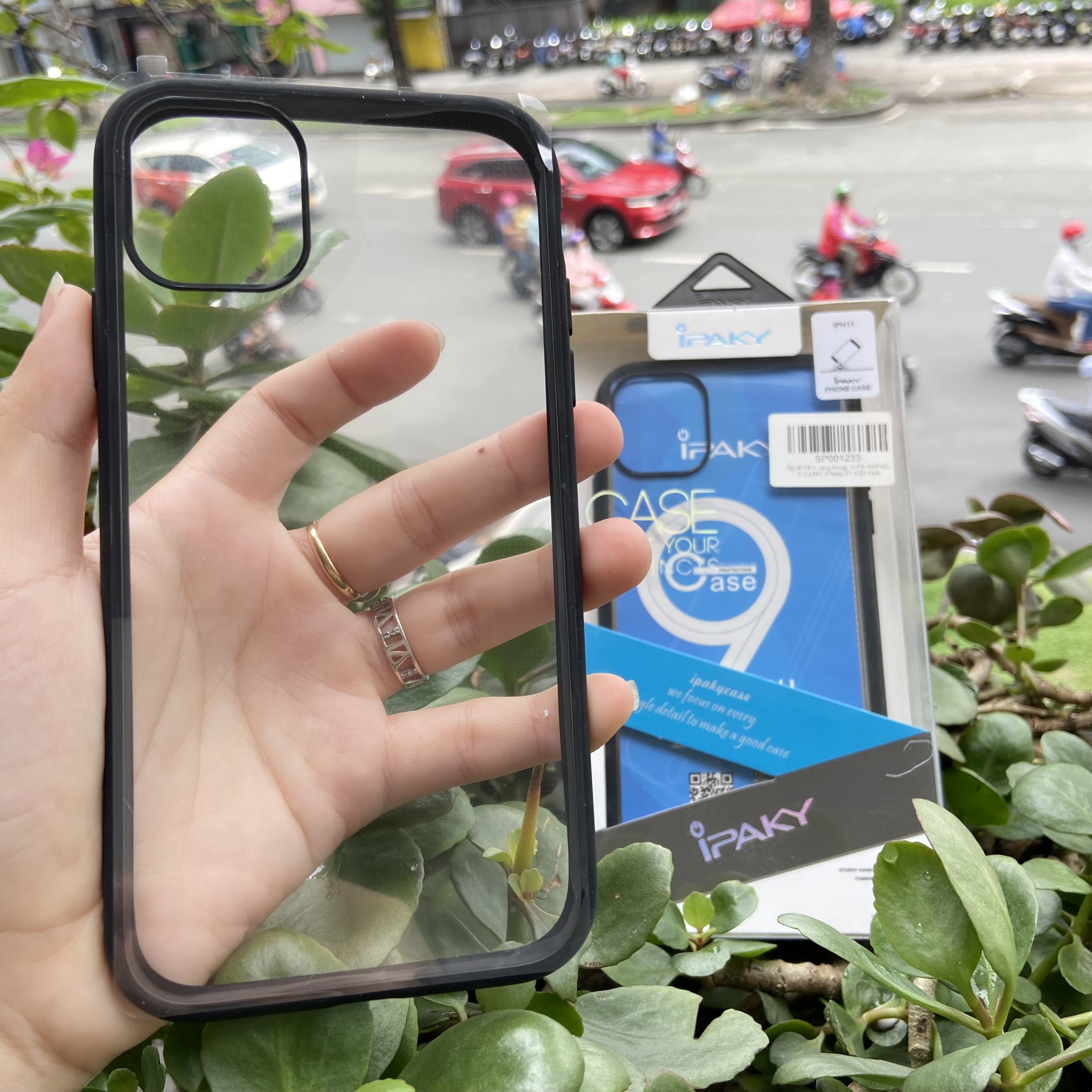 [Hỏa Tốc HCM] Ốp lưng IPAKY iPhone 11/ 11 Pro/ 11 Pro Max - Mặt lưng Trong, VIỀN MÀU MỎNG