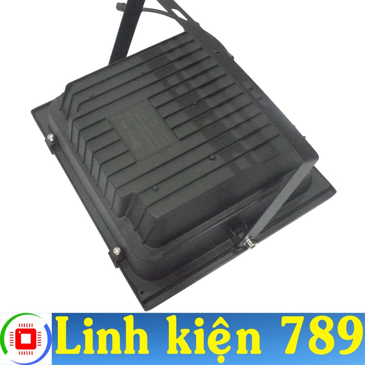 Đèn LED pha năng lượng mặt trời 200W - Linh kiện 789