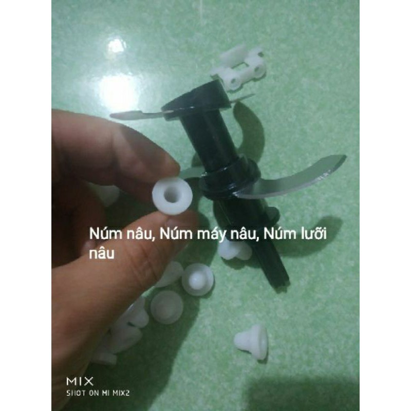 Nút Trắng Cho Lưỡi Dao Máy Xay Osaka -demhoi