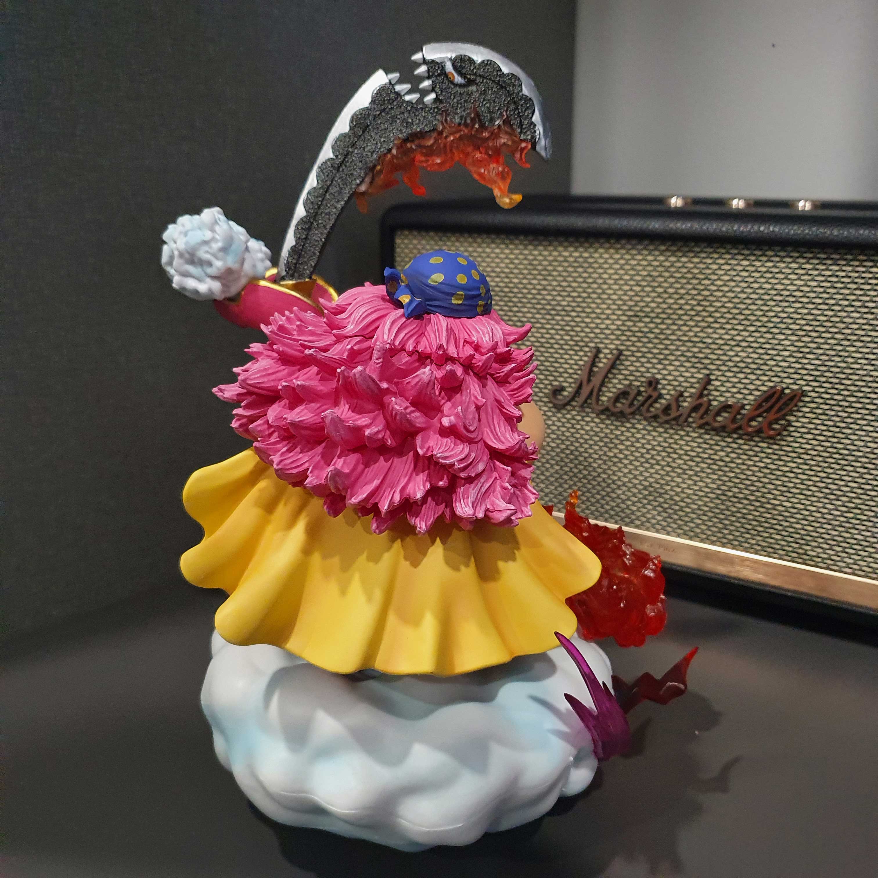 Mô hình Big Mom 28 cm - One Piece