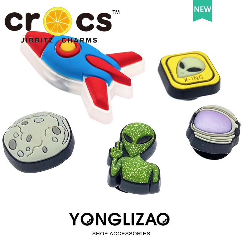 Jibbitz cross charms Dẫn Nút jibbitz chamr dép crocs