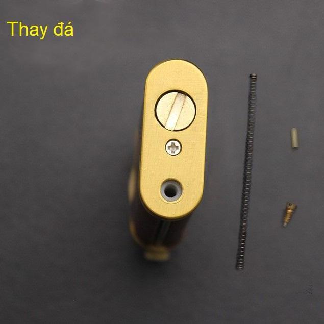 Bật lửa xăng đá kiểu cối cổ bọc da khắc nhiều hình 22036