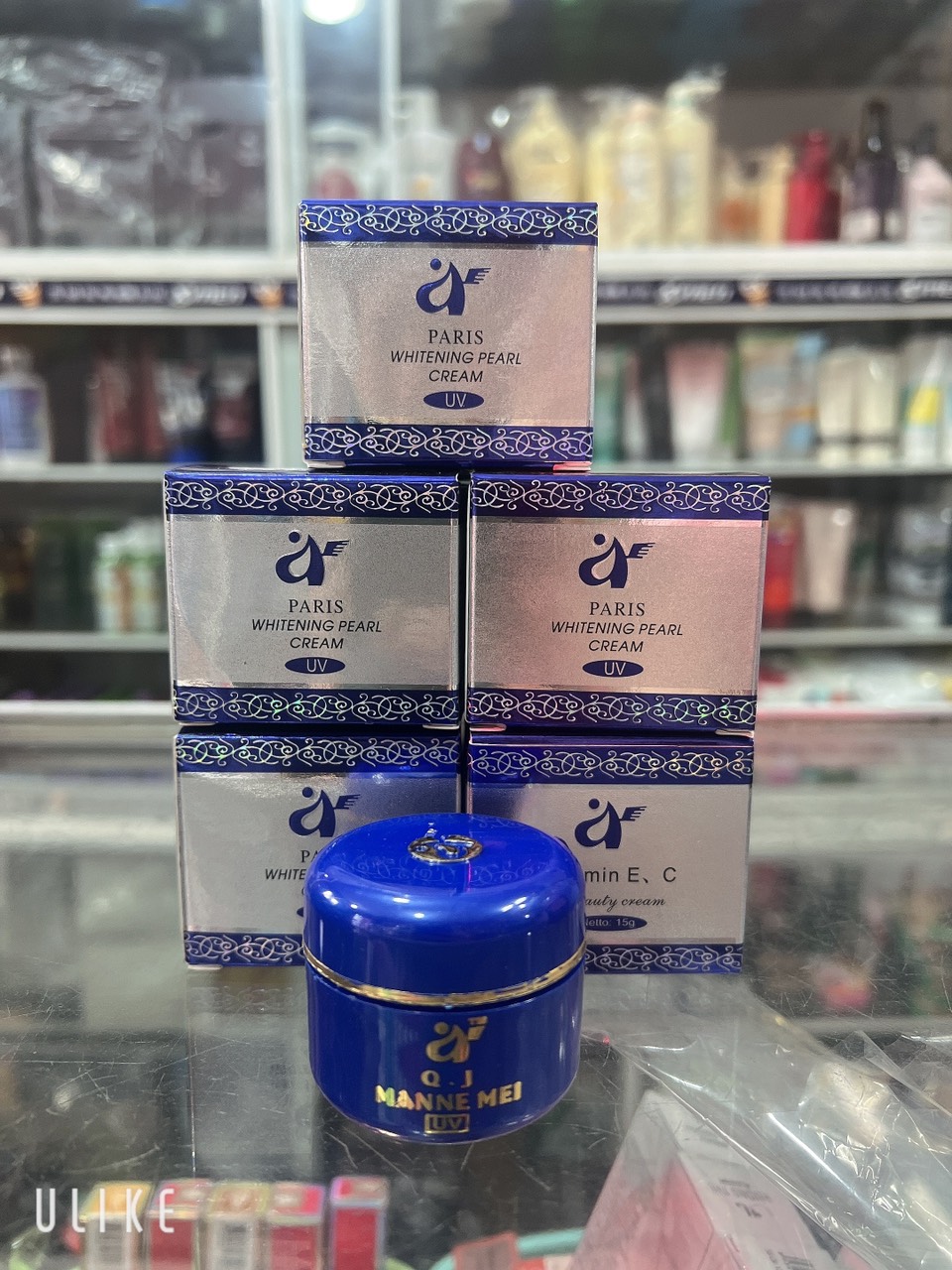 Kem dưỡng trắng da Vitamin E C MANNE MEI 15GR