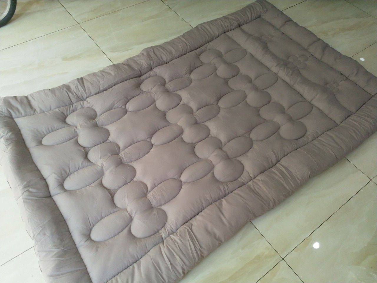 NỆM TRẢI SÀN KIÊM TRẢI GIƯỜNG 1M2