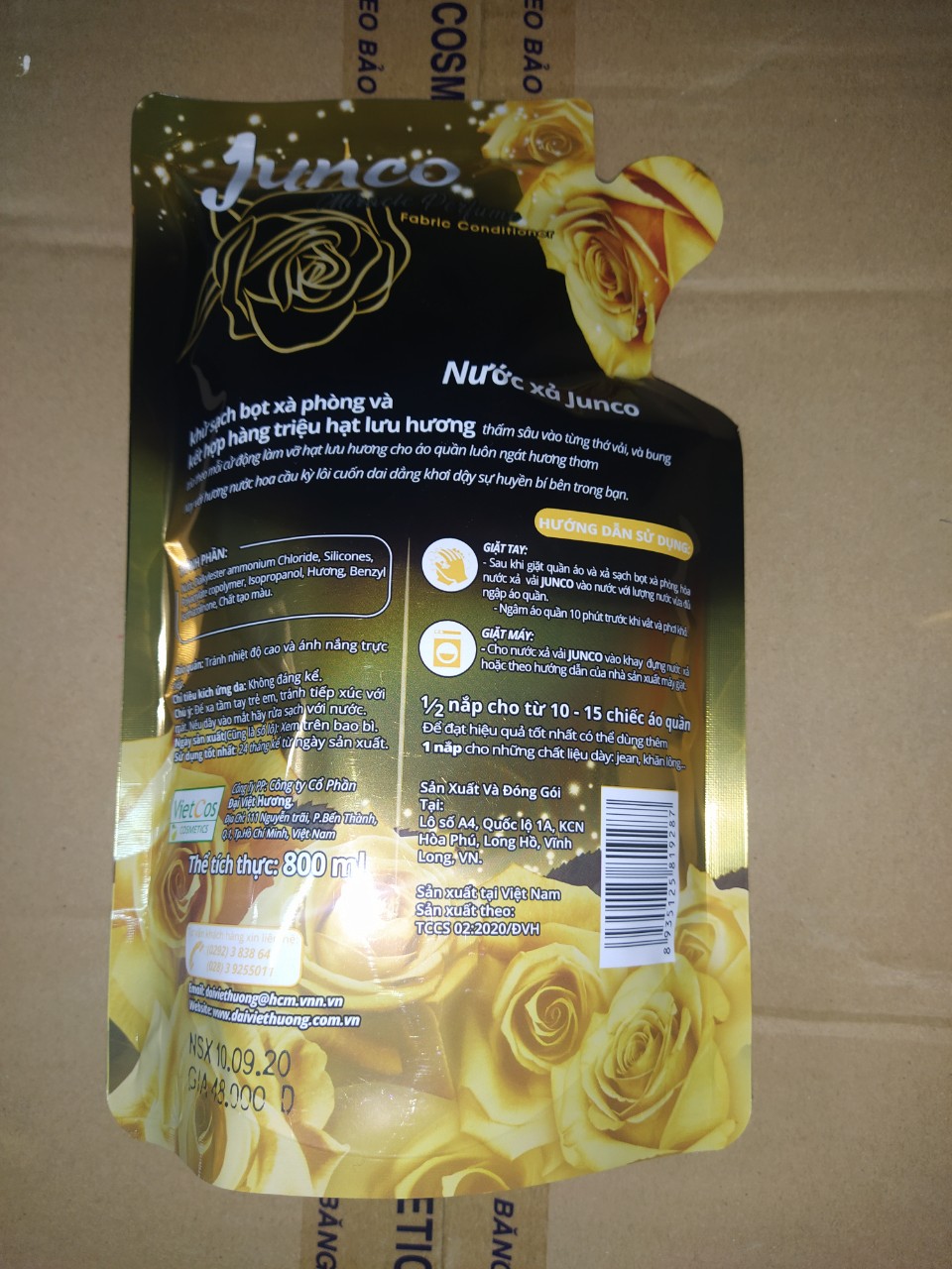 Nước xà Junco Túi 800ml Vàng - Nồng nàn