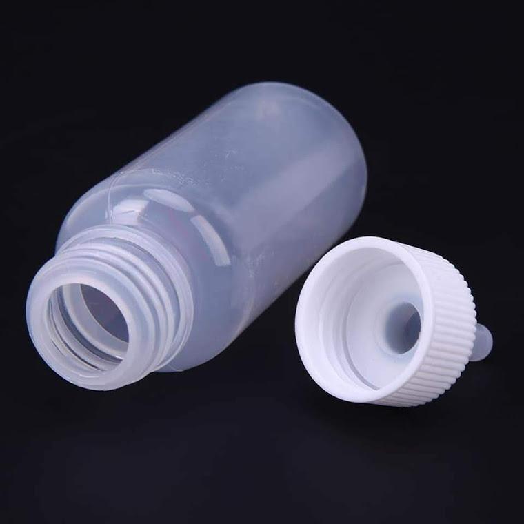 Bình đựng sữa cho chó mèo con