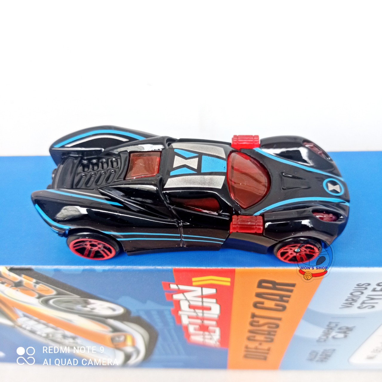 Đồ chơi set 4 chiếc xe sắt siêu anh hùng avengers